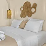 Santorini Grand Luxury * イメロヴィグリ