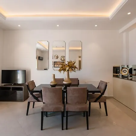 Santorini Grand Luxury *