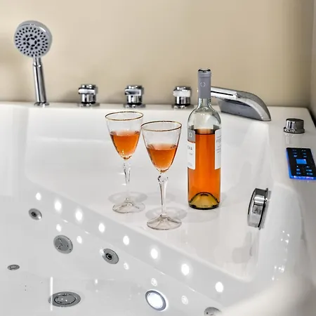 فيلة Santorini Grand Luxury