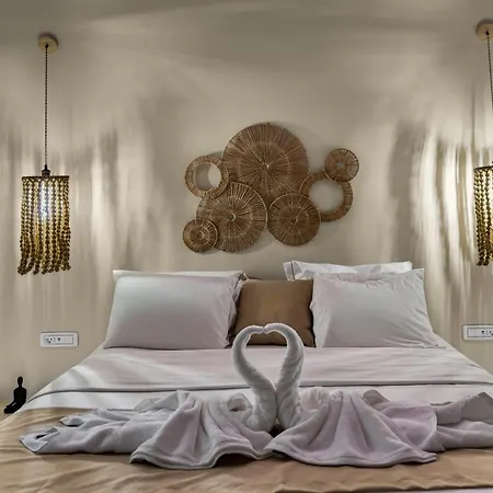 Santorini Grand Luxury