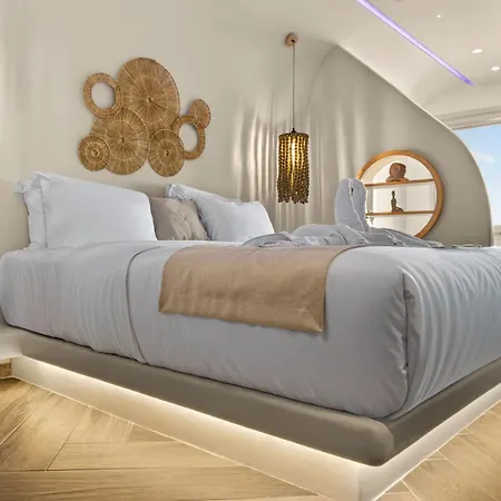 Santorini Grand Luxury * 이메로비글리